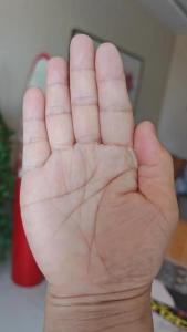 感情线上方横一条线