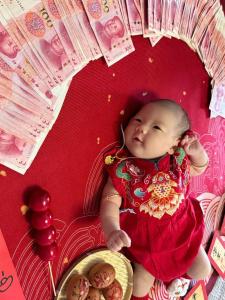 2023年腊月初一出生的孩子 出生高贵丰衣足食
