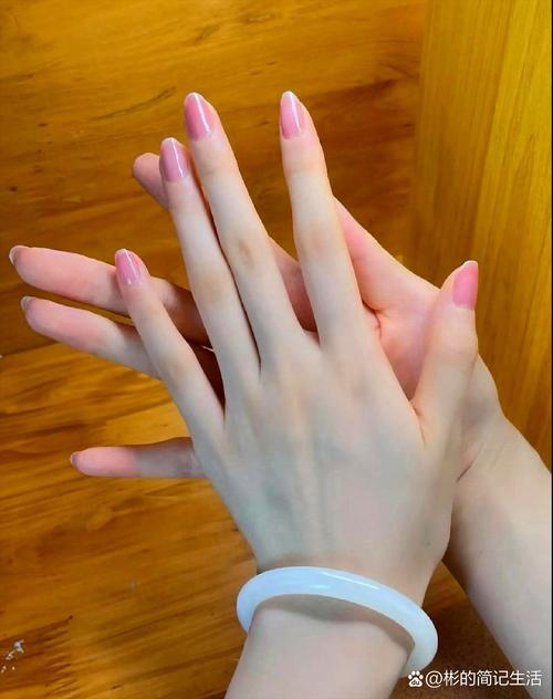 手指粗的女人命不好吗？多是做苦力？