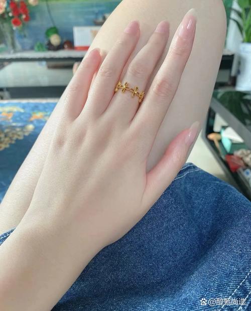 “芊芊玉指”，女人手指细长好不好