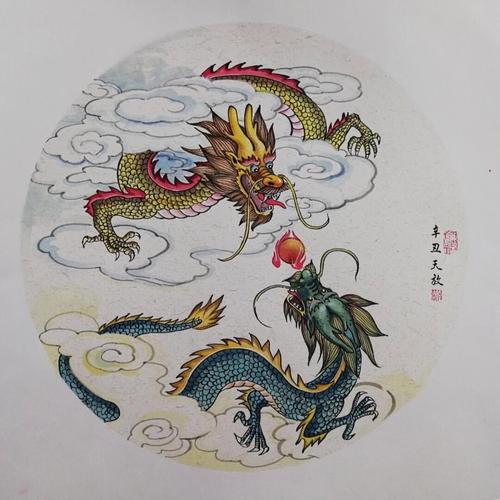 中国传统的吉祥图案：双龙戏珠的寓意