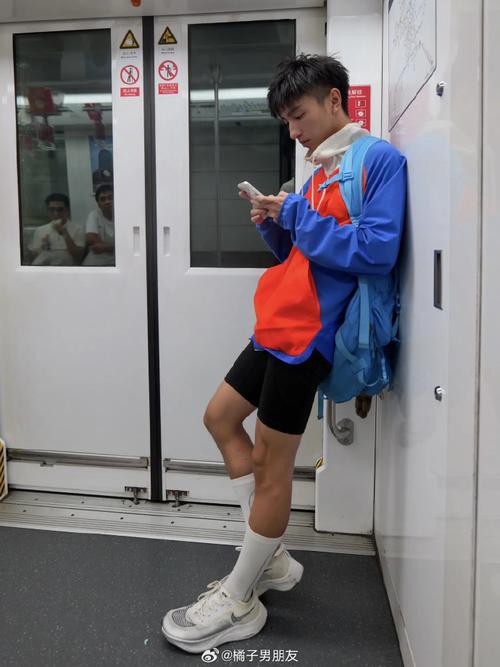 小腿细的男生命运 男的小腿细说明什么