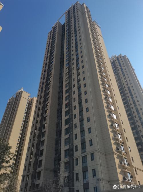 33层楼房的12楼层好吗，适合居住吗？