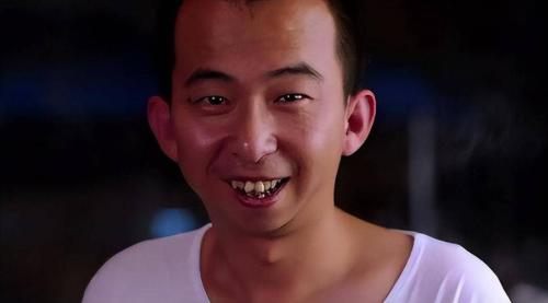 尖嘴猴腮的面相