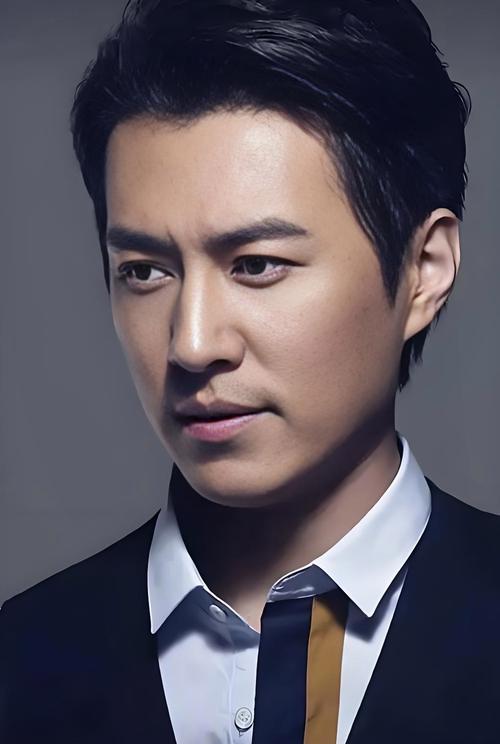 具有领导魅力的人的面相