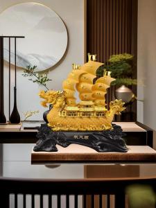 老板办公桌摆件一般放什么