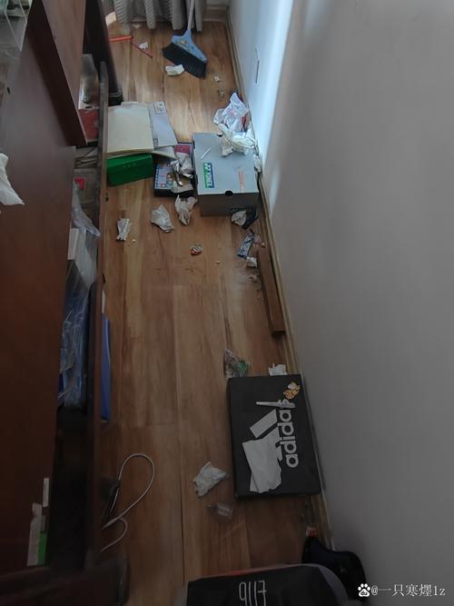 房间里有不干净东西什么表现