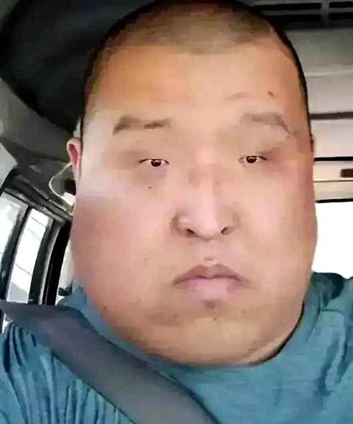 眼睛小鼻子小的男人 财运顺不顺利