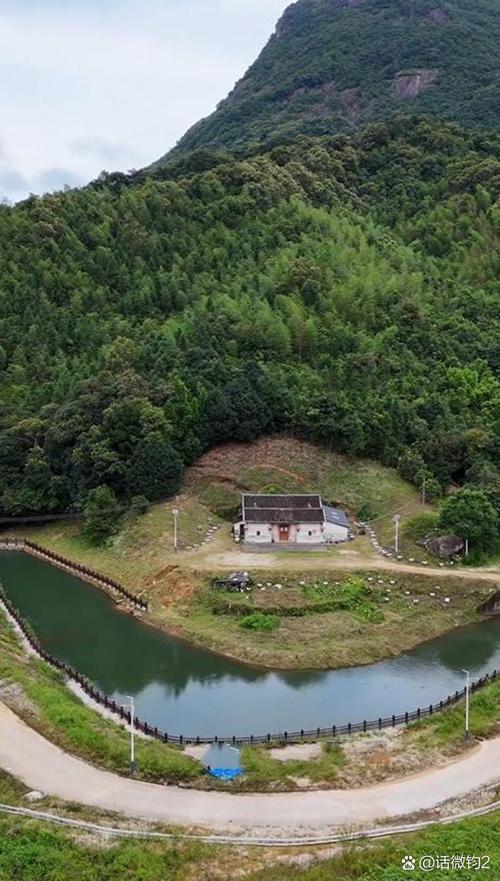 山下建房屋的风水好吗